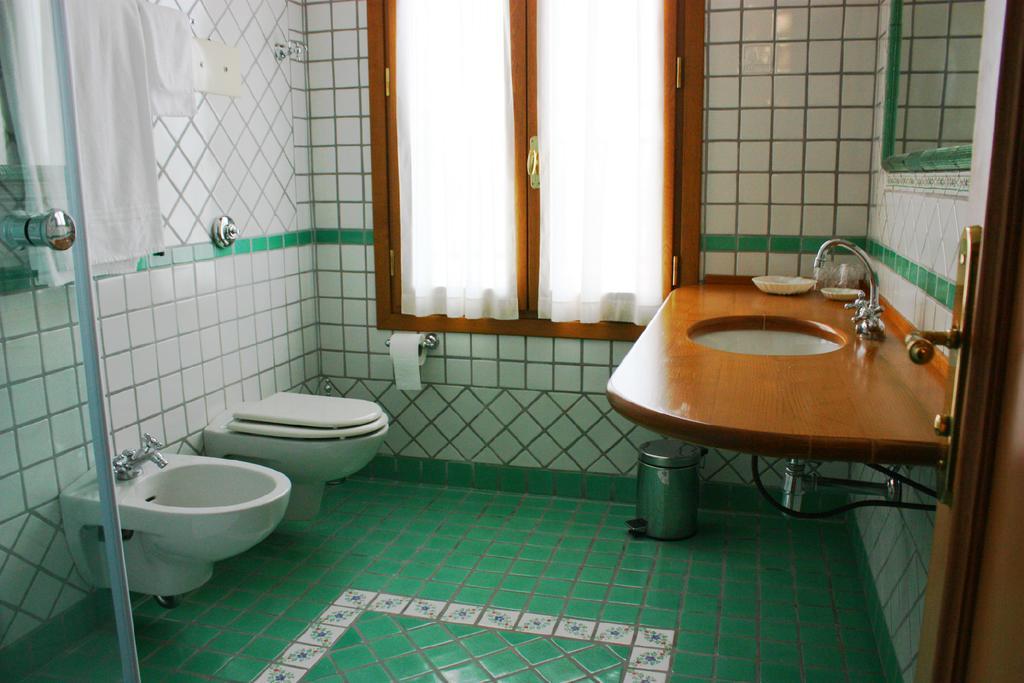 Hotel La Torre Torreglia Экстерьер фото